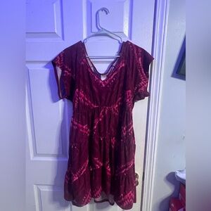 Tie-Dye High-Low Tiered Dress in Burgundy Pink